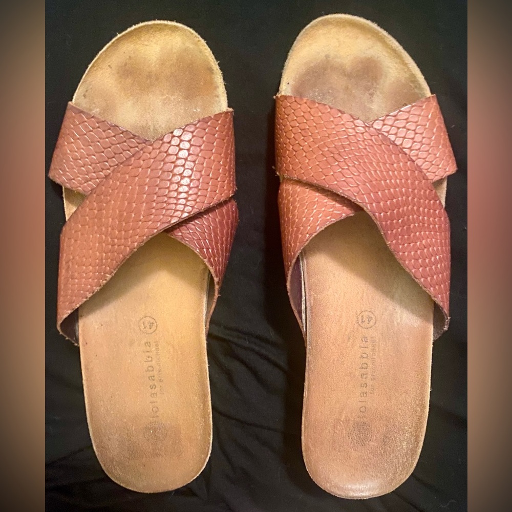 Lolasabbia Wedge Sandal for Eric Michael platform shoes